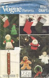 8752 VOGUE 7 CUTE ORNAMENTS, STOCKINGS,  BELL PULL PATTERN